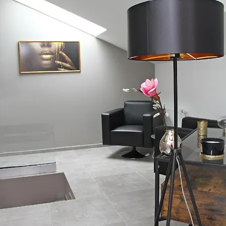 Player's Pool&rooms 4*