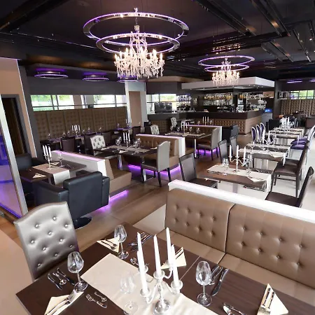 Player's Pool&rooms 招待所 沃尼奥尔茨沃什海吉