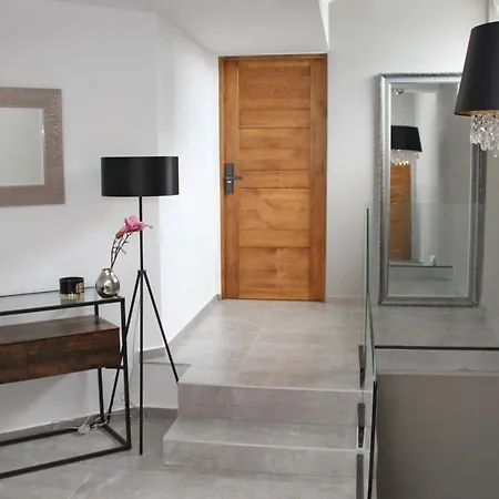 Guest house Player's Pool&rooms Vonyarcvashegy