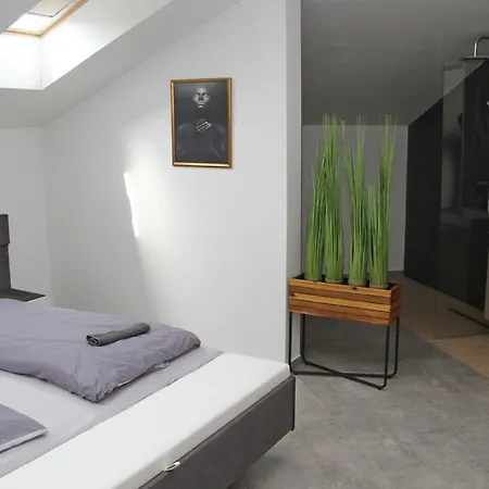 Πανσιόν Player's Pool&rooms 4*