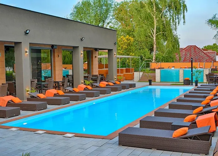 招待所 Player's Pool&rooms