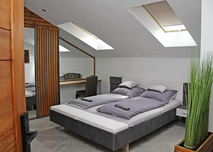 招待所 Player's Pool&rooms 4*